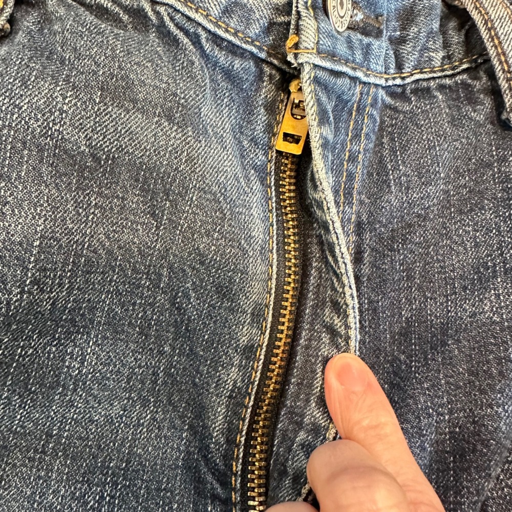 Levi's 559 Relaxed Straight Jeans Mens 38x30 Blue Dark Wash Clasic Denim‎ - Picture 3 of 12